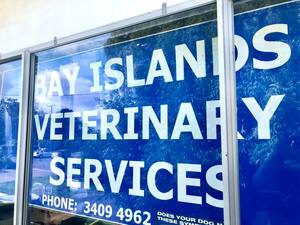 Bay Islands Veterinary Services Logo